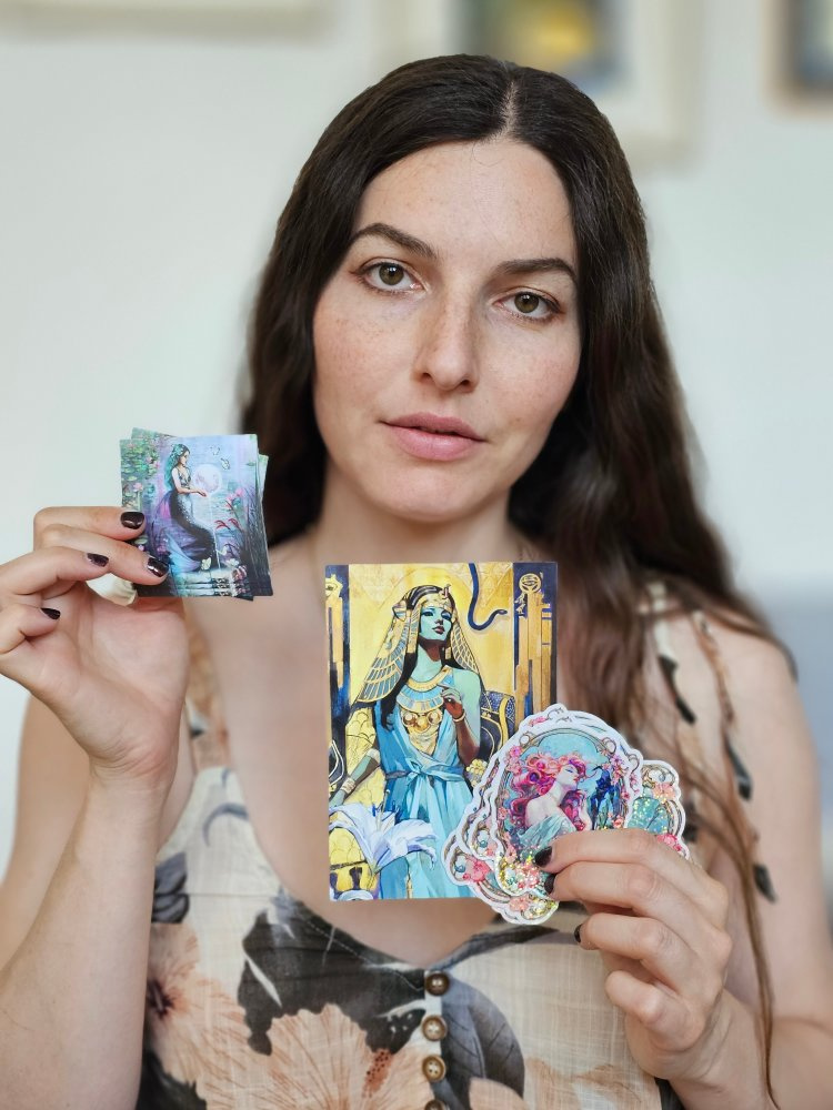 Postcard Collector Reward Tier for July!